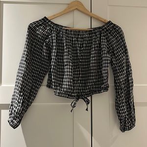 WILFRED Aritzia off the shoulder top